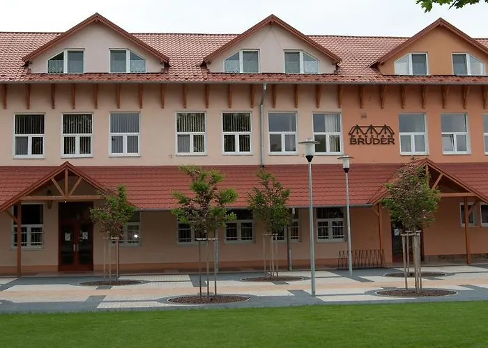 Bruder Hotell Mojmírovce