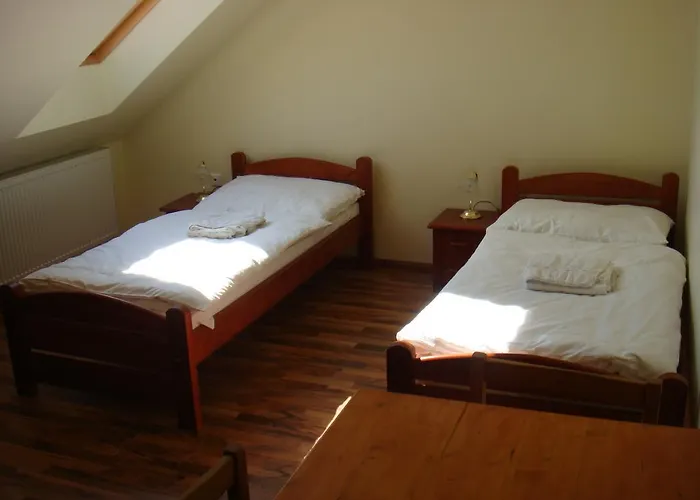 Bruder * Mojmírovce