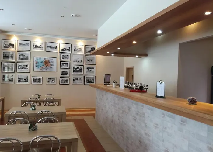 Bruder * Mojmírovce